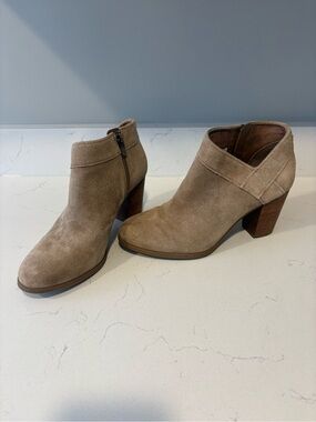 Koolaburra Taupe Suede Ankle Booties with Block Heel